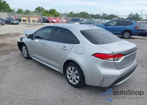 2020 Toyota Corolla Le z USA, uszkodzony, nr VIN JTDEPRAEXLJ113601